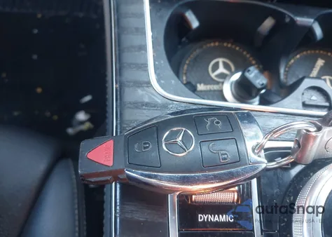 2017 Mercedes-Benz Glc 300 Coupe 4Matic z USA, uszkodzony, nr VIN WDC0J4KBXHF242736